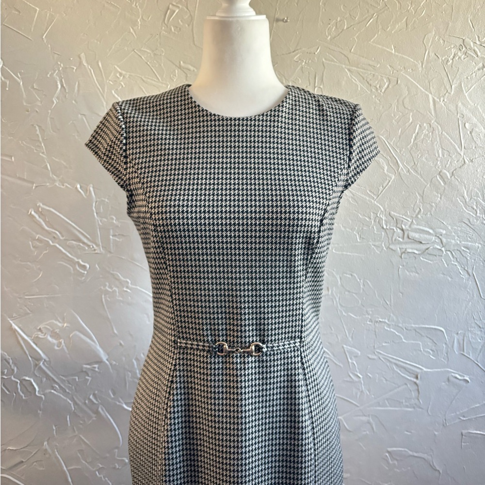 H&M Houndstooth Knee-Length Dress